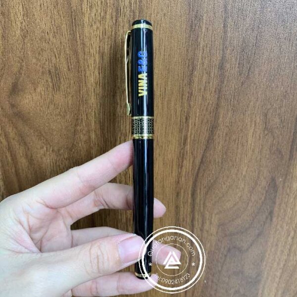 BÚT KIM LOẠI CAO CẤP IN LOGO THEO YÊU CẦU - BÚT KIM LOẠI VIỀN VÀNG IN LOGO VINA E&C